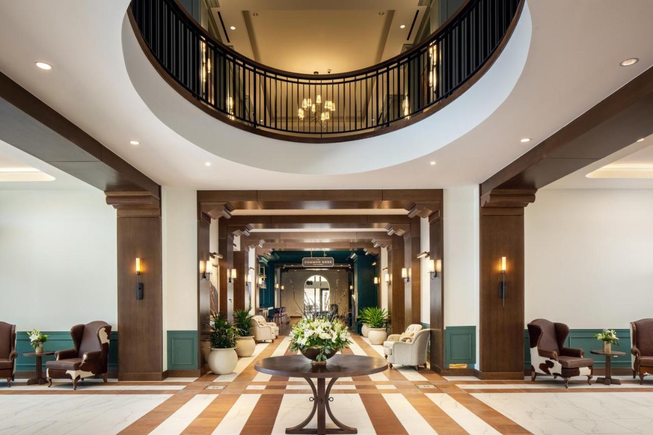 The Benson Hotel & Faculty Club Aurora Buitenkant foto